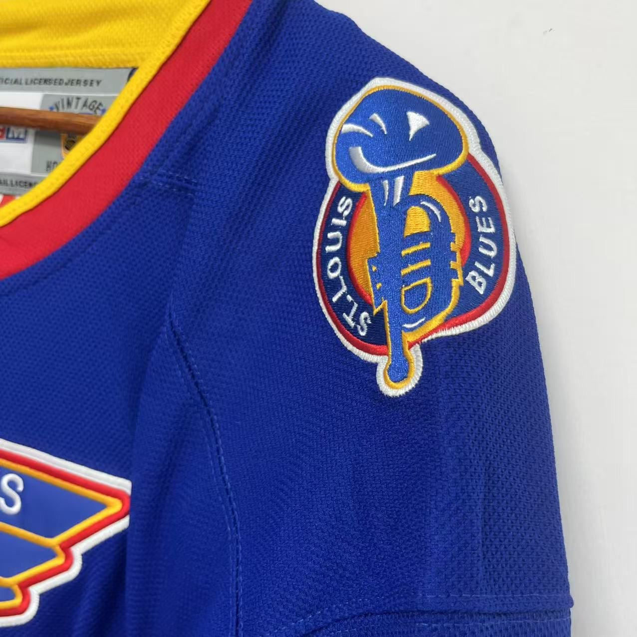 Wayne Gretzky St. Louis Blues Official NHL CCM Jersey blue