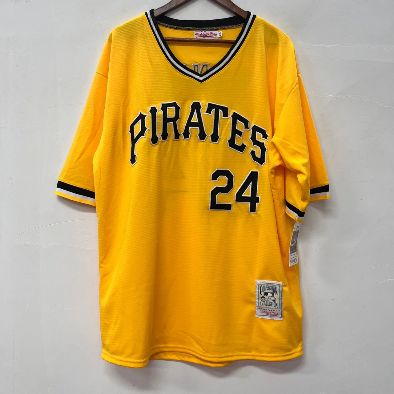 Barry Bonds Pittsburgh Pirates Jersey yellow