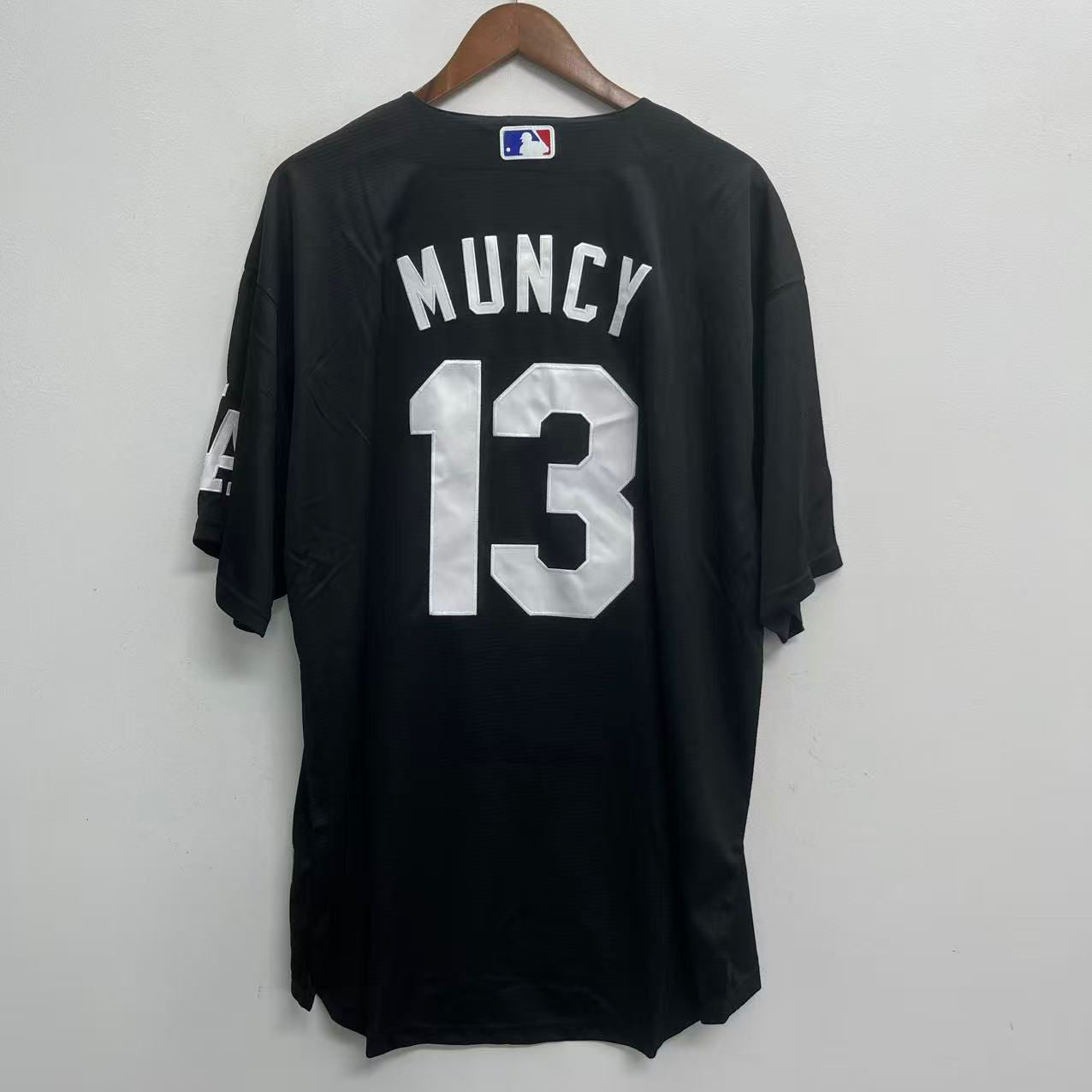 Max Muncy YOUTH KIDS Los Angeles Dodgers jersey Nike