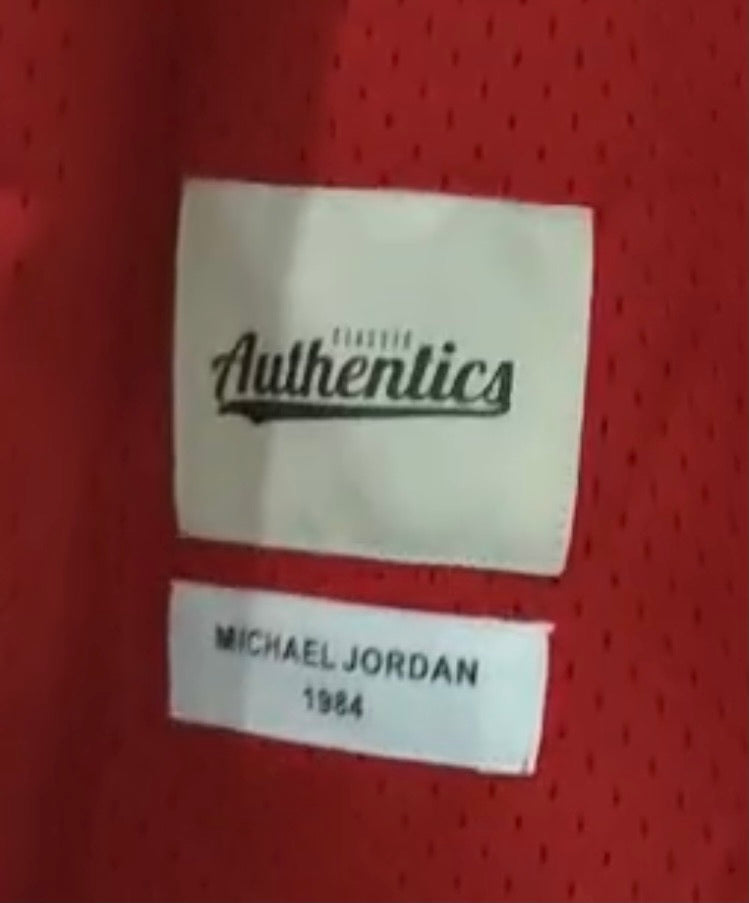 Michael Jordan YOUTH Chicago Bulls Jersey Classic Authentics