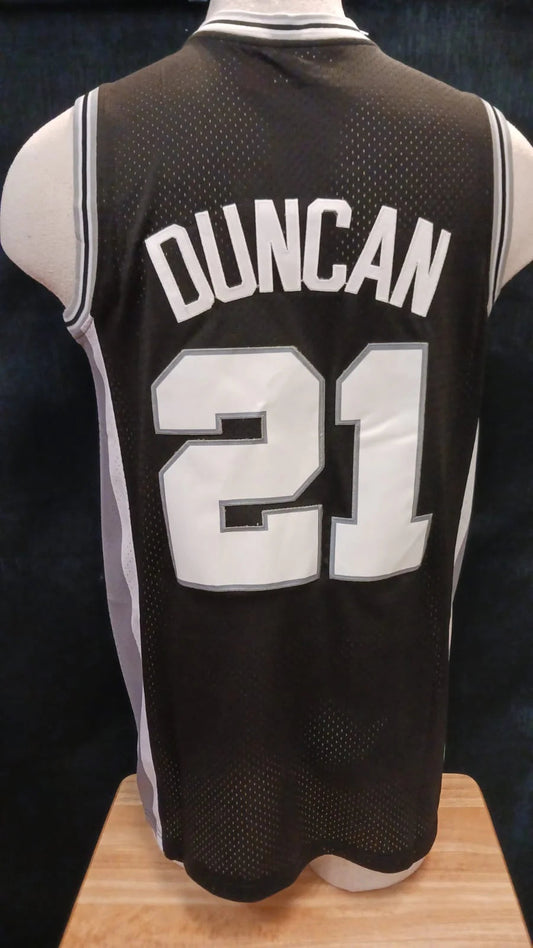 Tim Duncan San Antonio Spurs YOUTH KIDS Official NBA Mitchell & Ness Jersey
